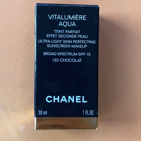 CHANEL VITALUMIERE AQUA